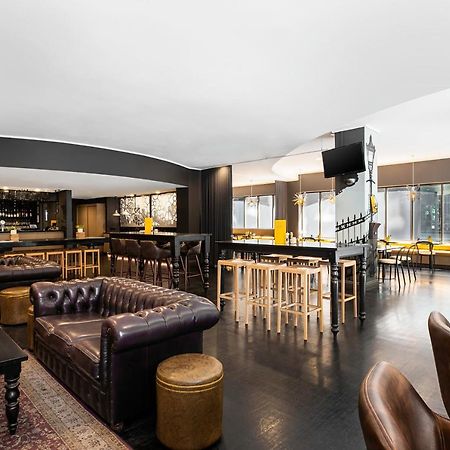 Mantra On Little Bourke Melbourne Aparthotel Екстериор снимка