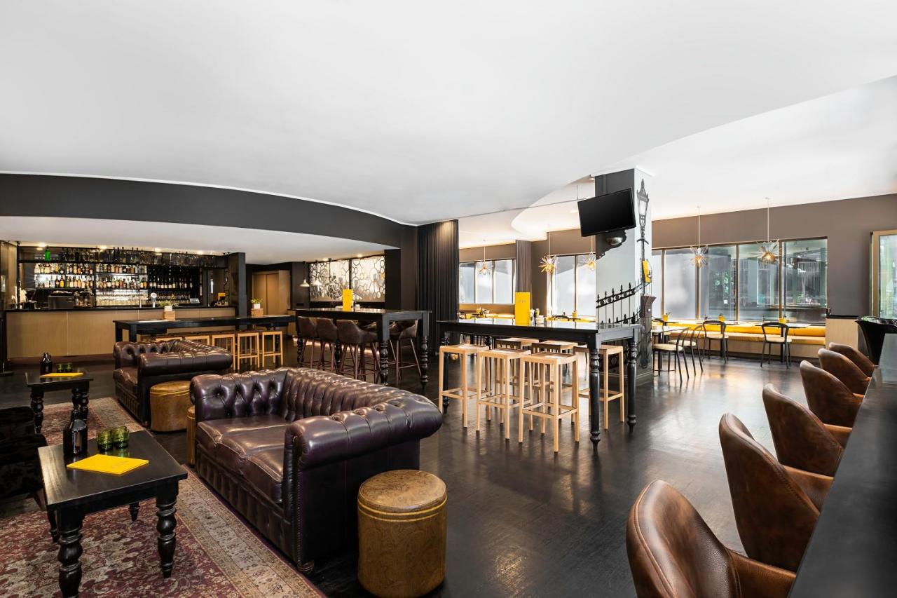 Mantra On Little Bourke Melbourne Aparthotel Екстериор снимка