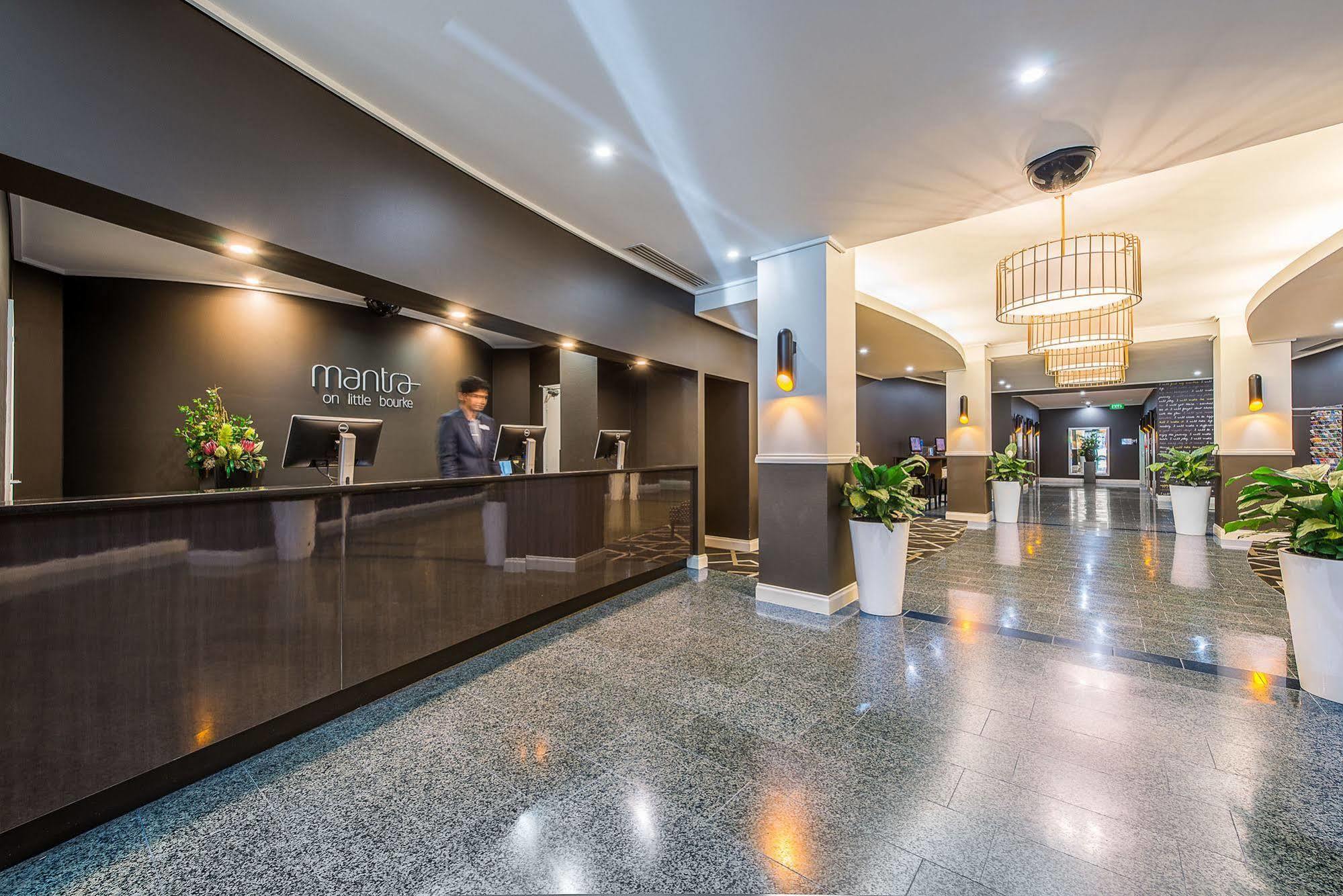 Mantra On Little Bourke Melbourne Aparthotel Екстериор снимка