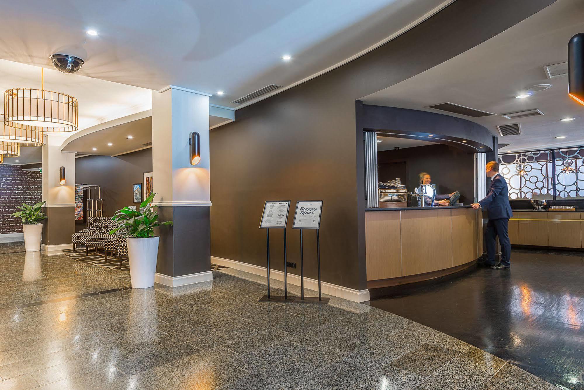 Mantra On Little Bourke Melbourne Aparthotel Екстериор снимка