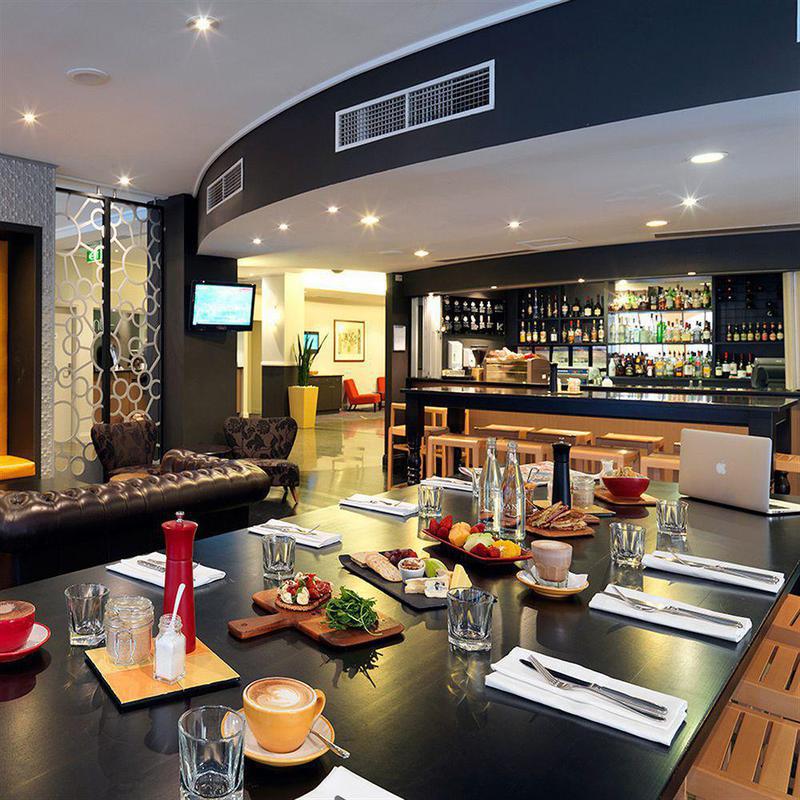Mantra On Little Bourke Melbourne Aparthotel Екстериор снимка